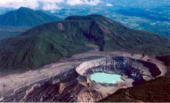 Guide to Poas Volcano National Park