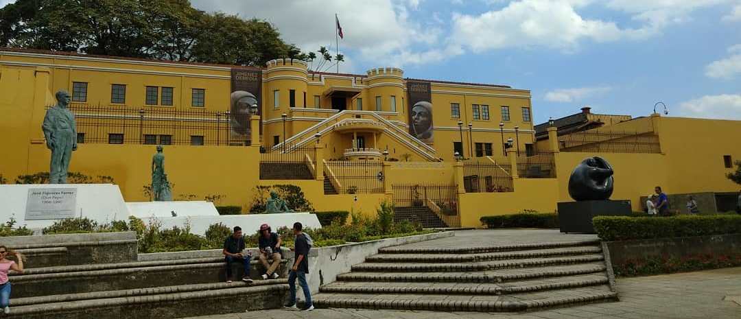 11 Best Costa Rica Art Museums & Galleries