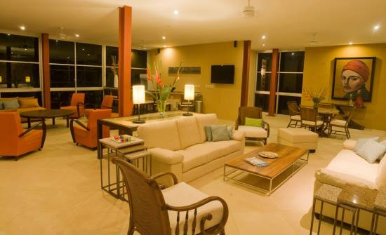 Casa Fantastica living room