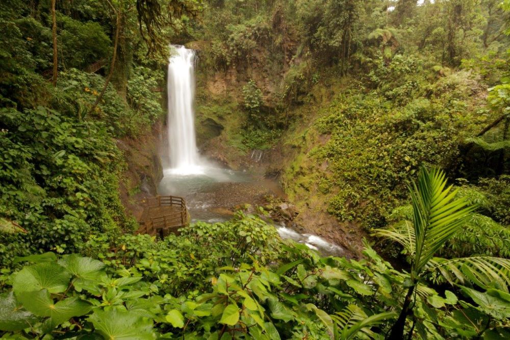 9 Costa Rica Family Vacation Ideas La Paz