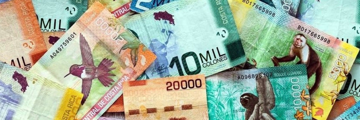 Costa Rica Currency: Money, Tipping, & Exchanging on Vacation