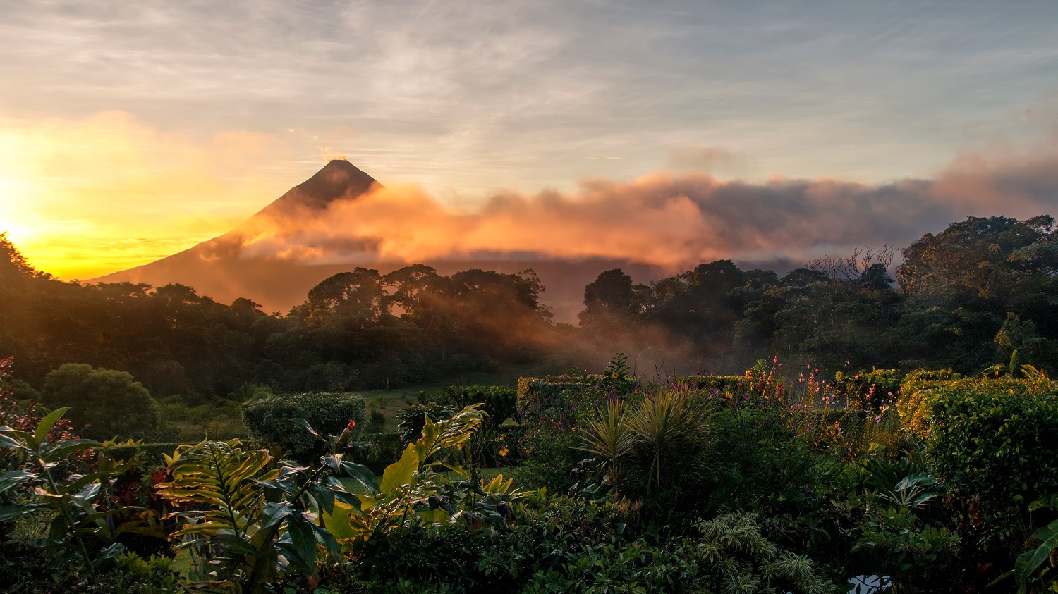 Costa Rica in August: A Blend of Adventure and Tranquility