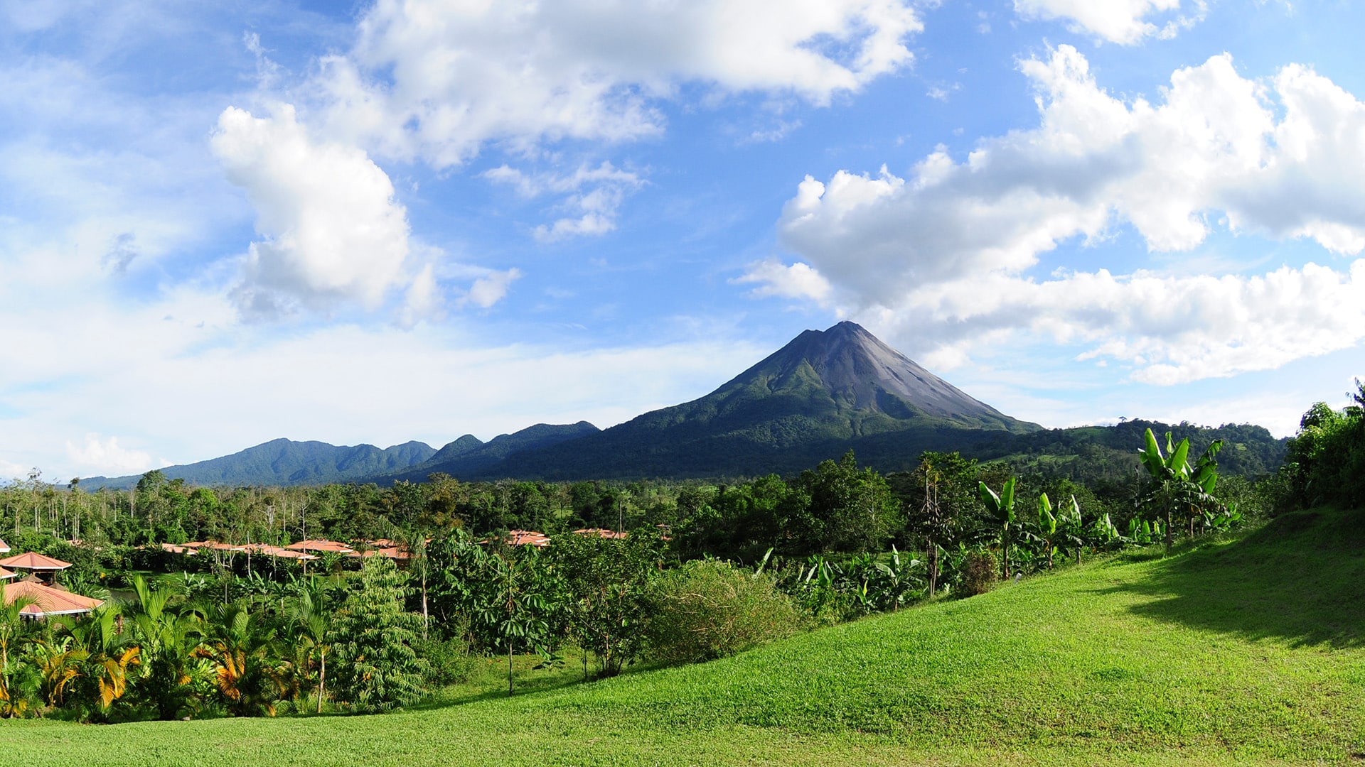 Best Arenal Volcano Hotels & Resorts