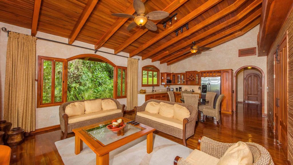 Oropendola Suite Living Area