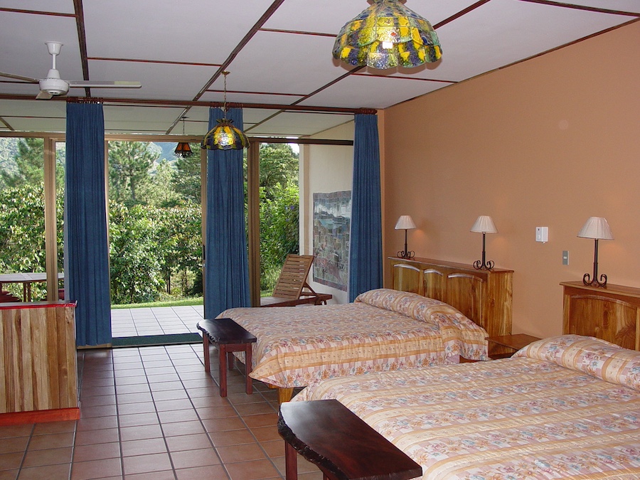 Arenal Observatory Lodge Smithsonian Room