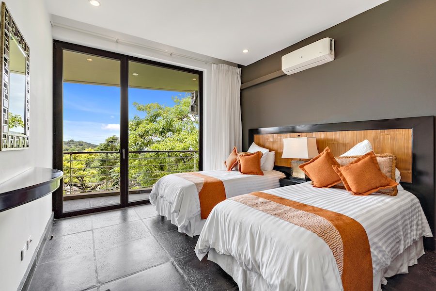 Panoramic Ocean View Suite