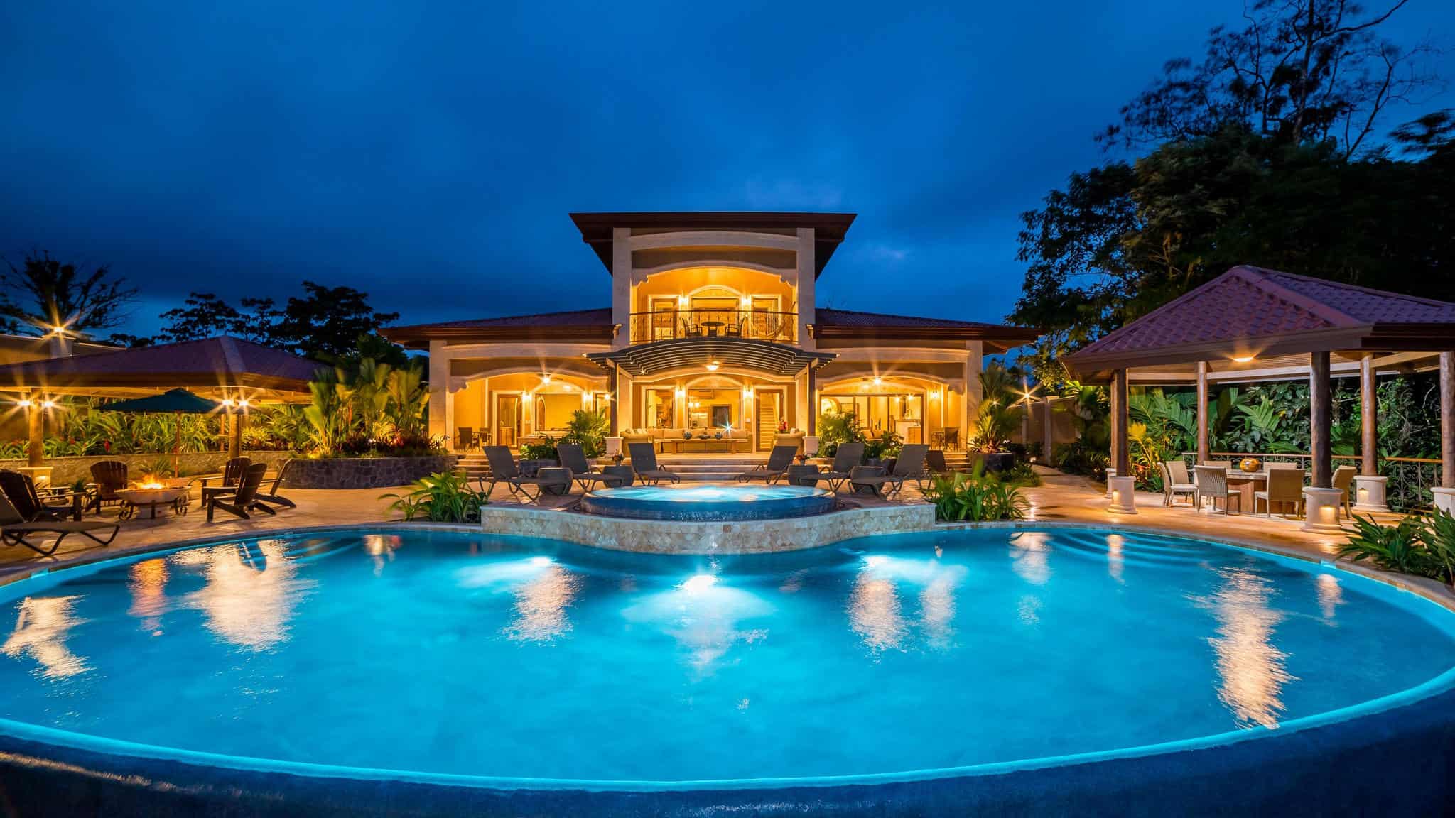 Villa Palacio Exterior