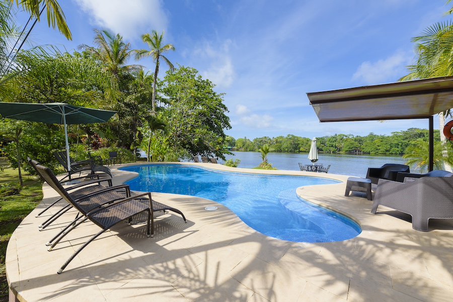 Manatus Lodge Costa Rica