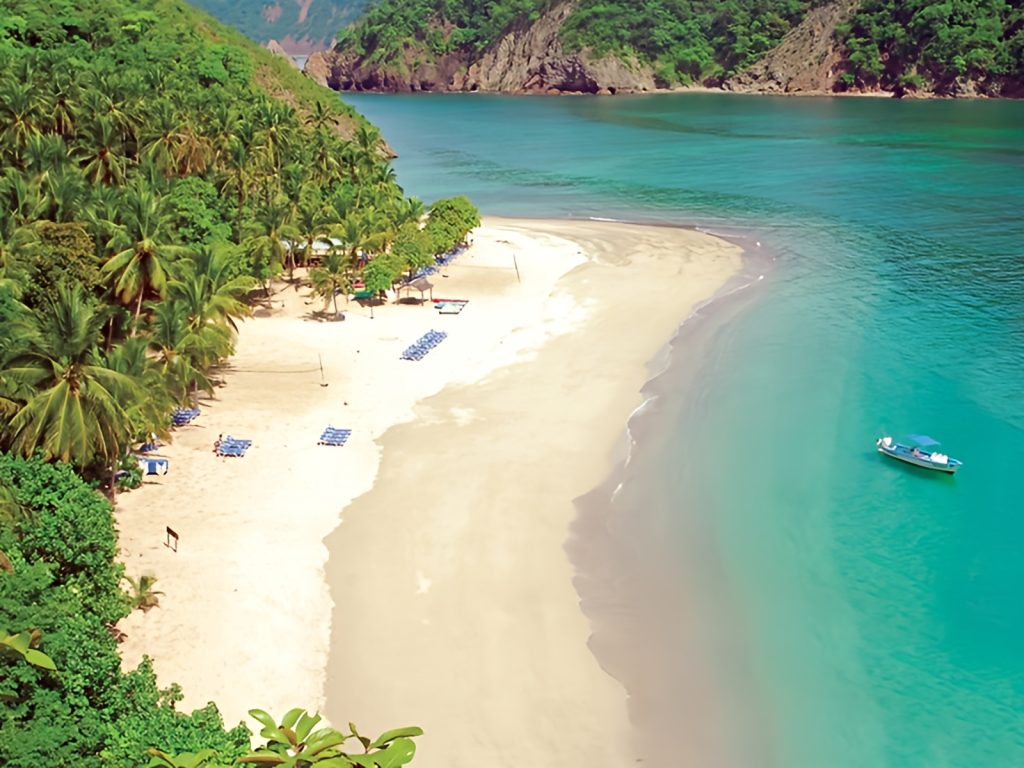 Isla Tortuga near Santa Teresa